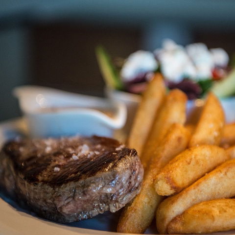 Cascades Restaurant - Restaurant Canberra 0