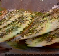 Golden Manoush - Restaurant Canberra