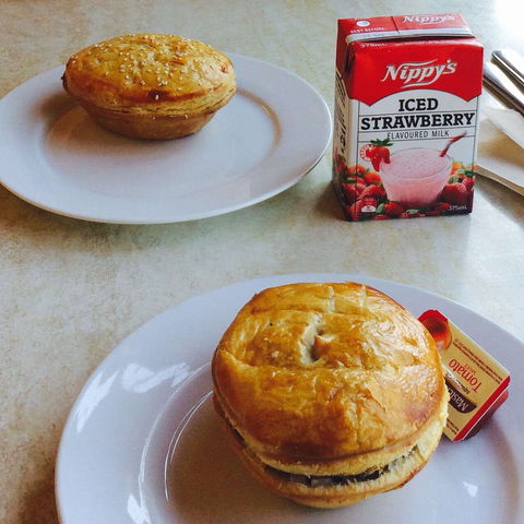 Pie In The Sky - Bilpin - Restaurant Canberra 0