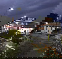 Harry's Cafe de Wheels - Woodbine - Restaurant Canberra