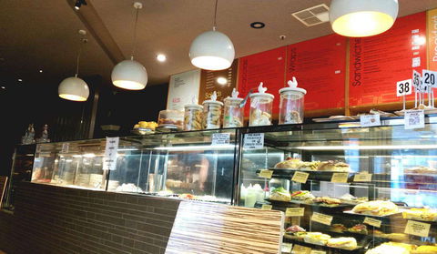 The BlackSmith - Restaurant Canberra 0