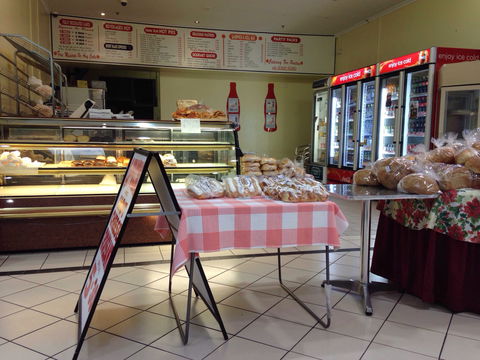 Athelstone Bakery - Restaurant Canberra 0