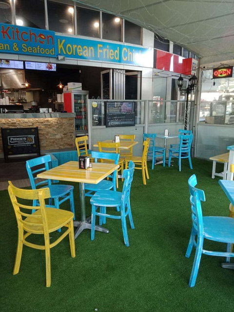 Ji's Kitchen - Restaurant Canberra 0