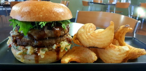 The Belmore Hotel Bistro - Restaurant Canberra 0