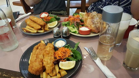 Zeebra Cafe - Restaurant Canberra 0