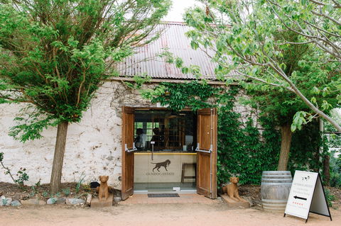Gundog Estate Cork Street Cellar Door - Restaurant Canberra 0