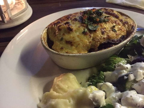 Lefty's Restaurant - Restaurant Canberra 0