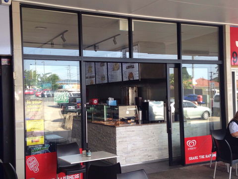 Merryland West Takeaway - Restaurant Canberra 0