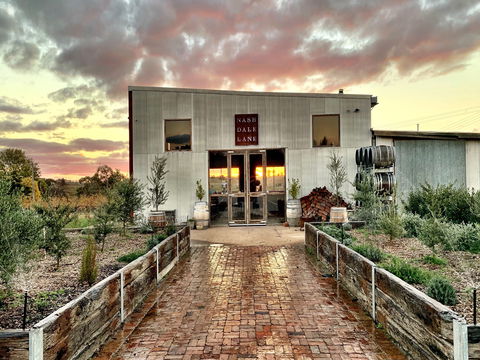 Nashdale Lane Wines Cellar Door - Restaurant Canberra 1
