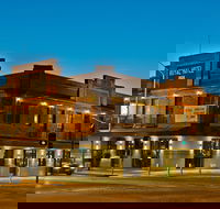 Royal Hotel Queanbeyan - Restaurant Canberra