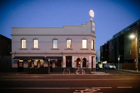 Vaughan's Cafe Deli - Restaurant Canberra 0