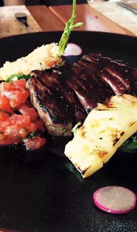 Chaki Chaki - Restaurant Canberra 4