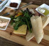 Eat Live Fresh - Restaurant Canberra