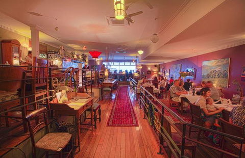 Avalon Katoomba - Restaurant Canberra 11