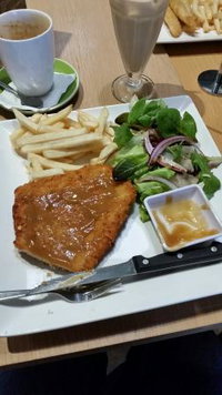 Ducky Brown Cafe