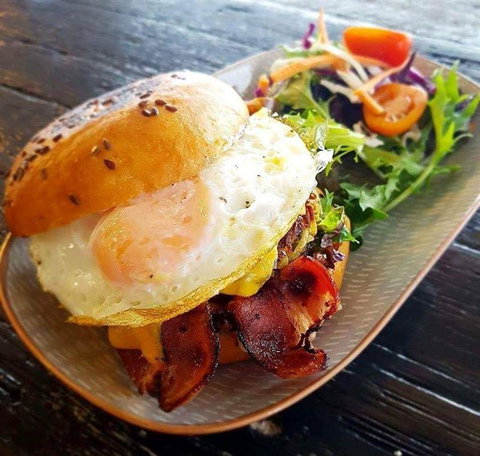 Le P'tit Cafe - Restaurant Canberra 24