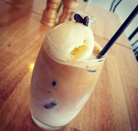 Le P'tit Cafe - Restaurant Canberra 27