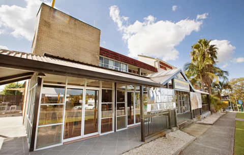 Commercial Hotel - Restaurant Canberra 0
