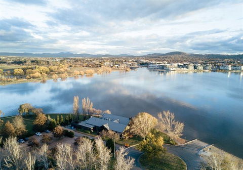 The Boat House - Restaurant Canberra 6