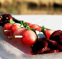 OMaras Hotel - Restaurant Canberra