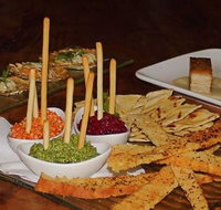 Berry Springs Tavern - Restaurant Canberra