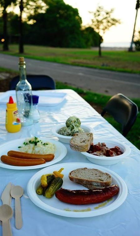 Haensel Und Gretel - Restaurant Canberra 2