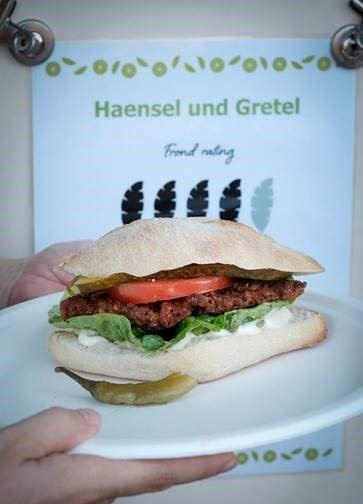 Haensel Und Gretel - Restaurant Canberra 7