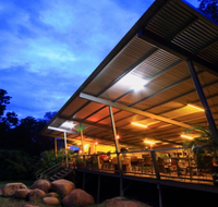 Emerald Springs Roadhouse - Restaurant Canberra