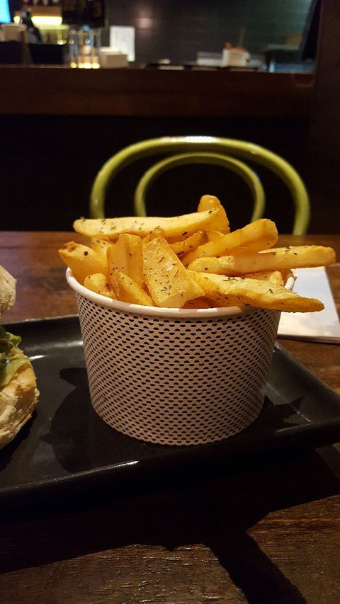 Grill’d - Restaurant Canberra 9