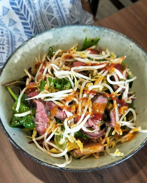 Lizards Bar & Restaurant - Restaurant Canberra 5