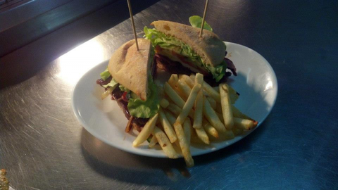 The White Lion Hotel - Restaurant Canberra 2