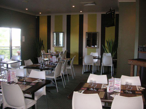 Currumbin Creek Tavern - Restaurant Canberra 1