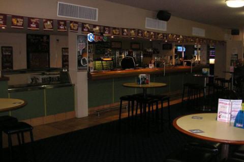 Currumbin Creek Tavern - Restaurant Canberra 2
