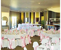 Currumbin Creek Tavern - Restaurant Canberra 4