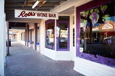 Roth Wine Bar - Restaurant Canberra 0