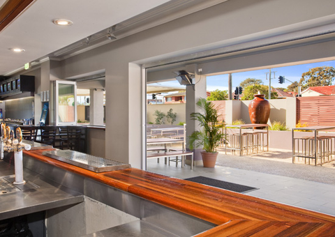 Hotel Jesmond - Restaurant Canberra 2