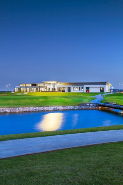 Maroochy River Golf Club - Restaurant Canberra 4