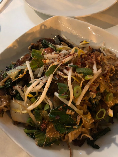 Dhom's Kitchen - Restaurant Canberra 3