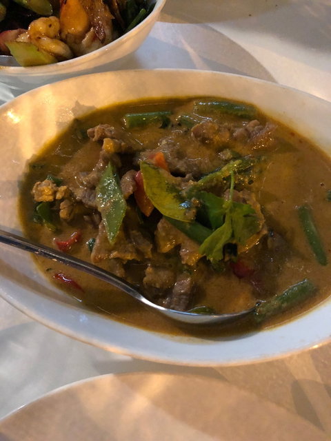 Dhom's Kitchen - Restaurant Canberra 6