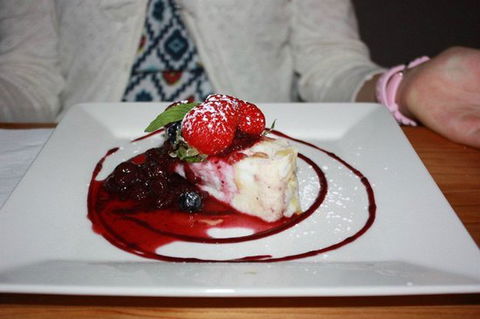 Oasis By The River Café Restaurant - Restaurant Canberra 0