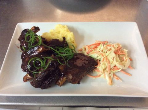 The Bunker Bar & Bistro - Restaurant Canberra 2