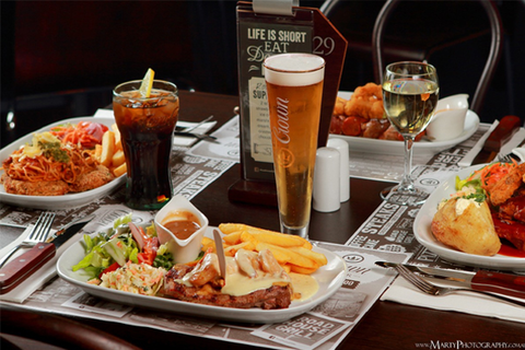 Tom’s Tavern - Restaurant Canberra 1