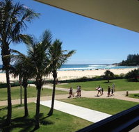 Coolangatta Surf Club - Restaurant Canberra