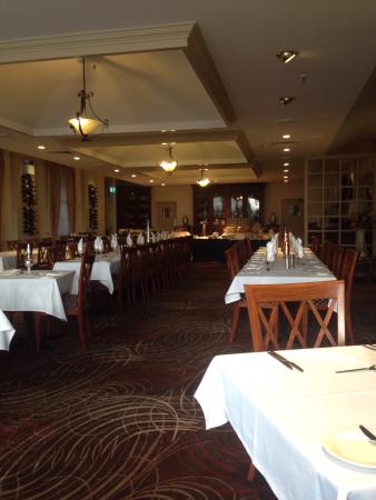 The Pines Restaurant - Restaurant Canberra 0