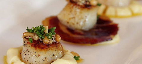 The Foreshore Bar & Restaurant - Restaurant Canberra 1