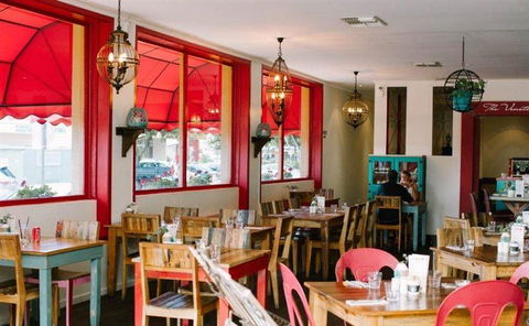 Mon Komo Hotel Restaurant Caribbee - Restaurant Canberra 0