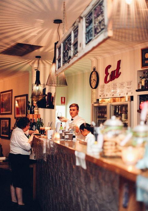 Mon Komo Hotel Restaurant Caribbee - Restaurant Canberra 6