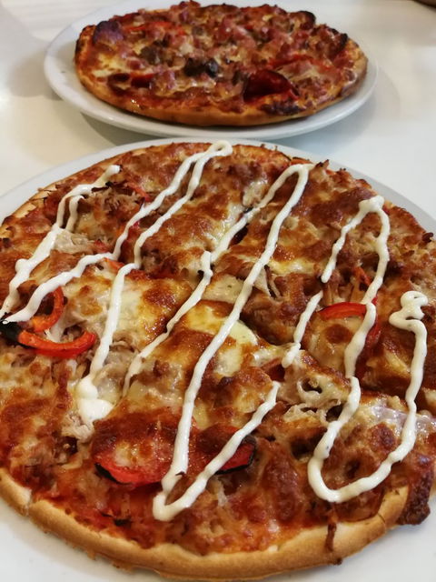 Mitchelli's Pizza Cafe - Restaurant Canberra 4
