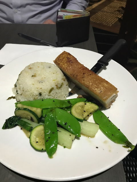 Q Bar And Brasserie On The Avenue - Restaurant Canberra 1