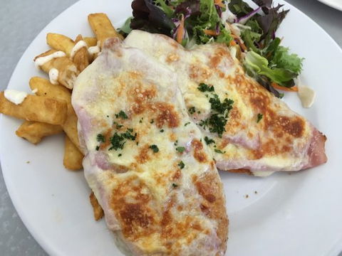 Sporties - Restaurant Canberra 0